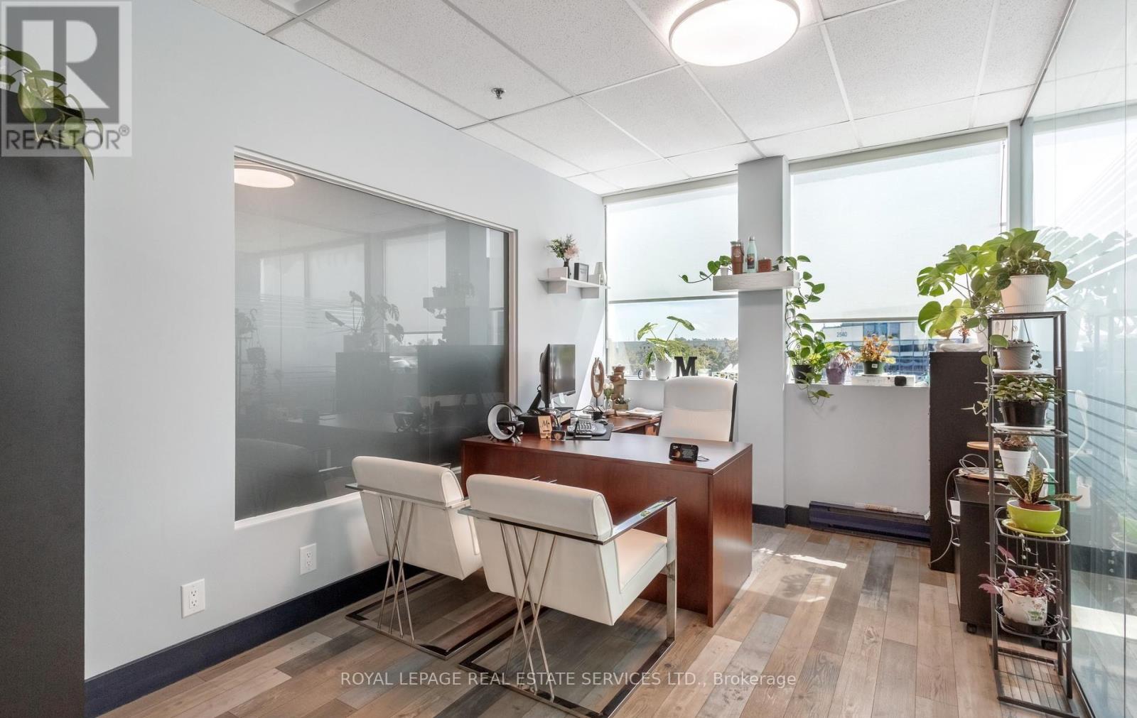 215-216 - 2550 Matheson Boulevard E, Mississauga, Ontario  L4W 4Z1 - Photo 18 - W13698386