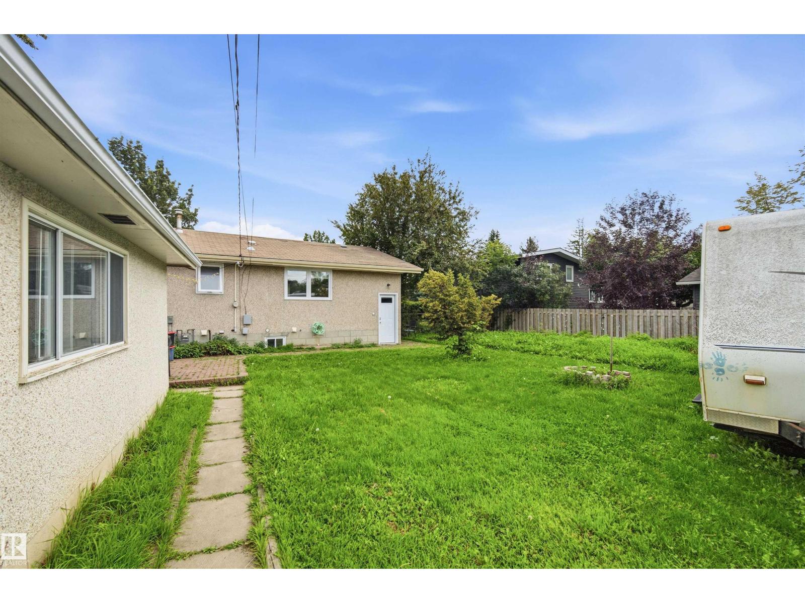 5416 114a St Nw, Edmonton, Alberta  T6H 3M7 - Photo 11 - E4505909
