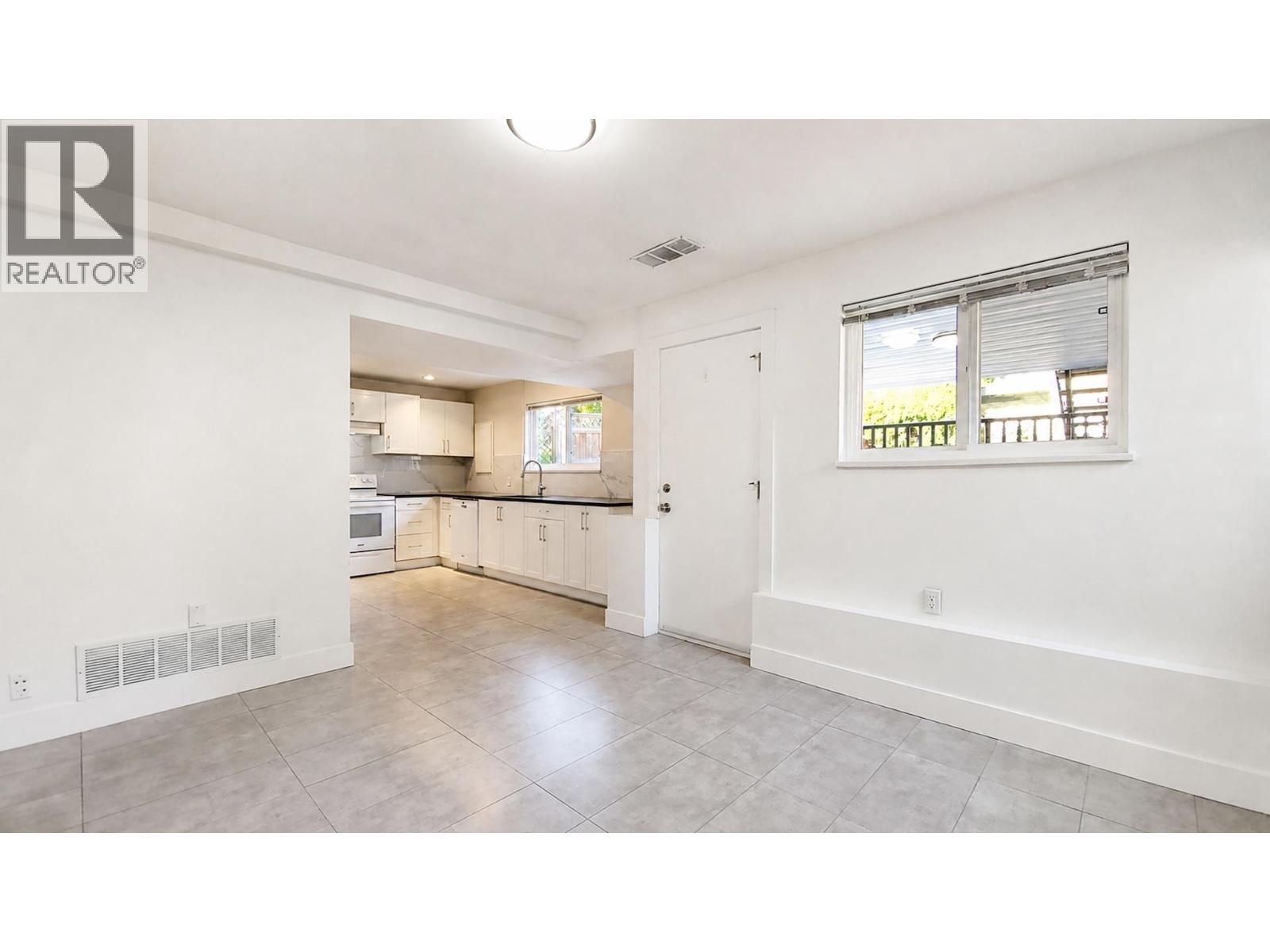 23 N Fell Avenue, Burnaby, British Columbia  V5B 1L3 - Photo 29 - R3159549