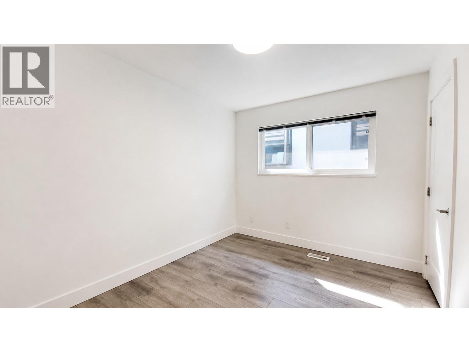 23 N Fell Avenue, Burnaby, British Columbia  V5B 1L3 - Photo 19 - R3159549