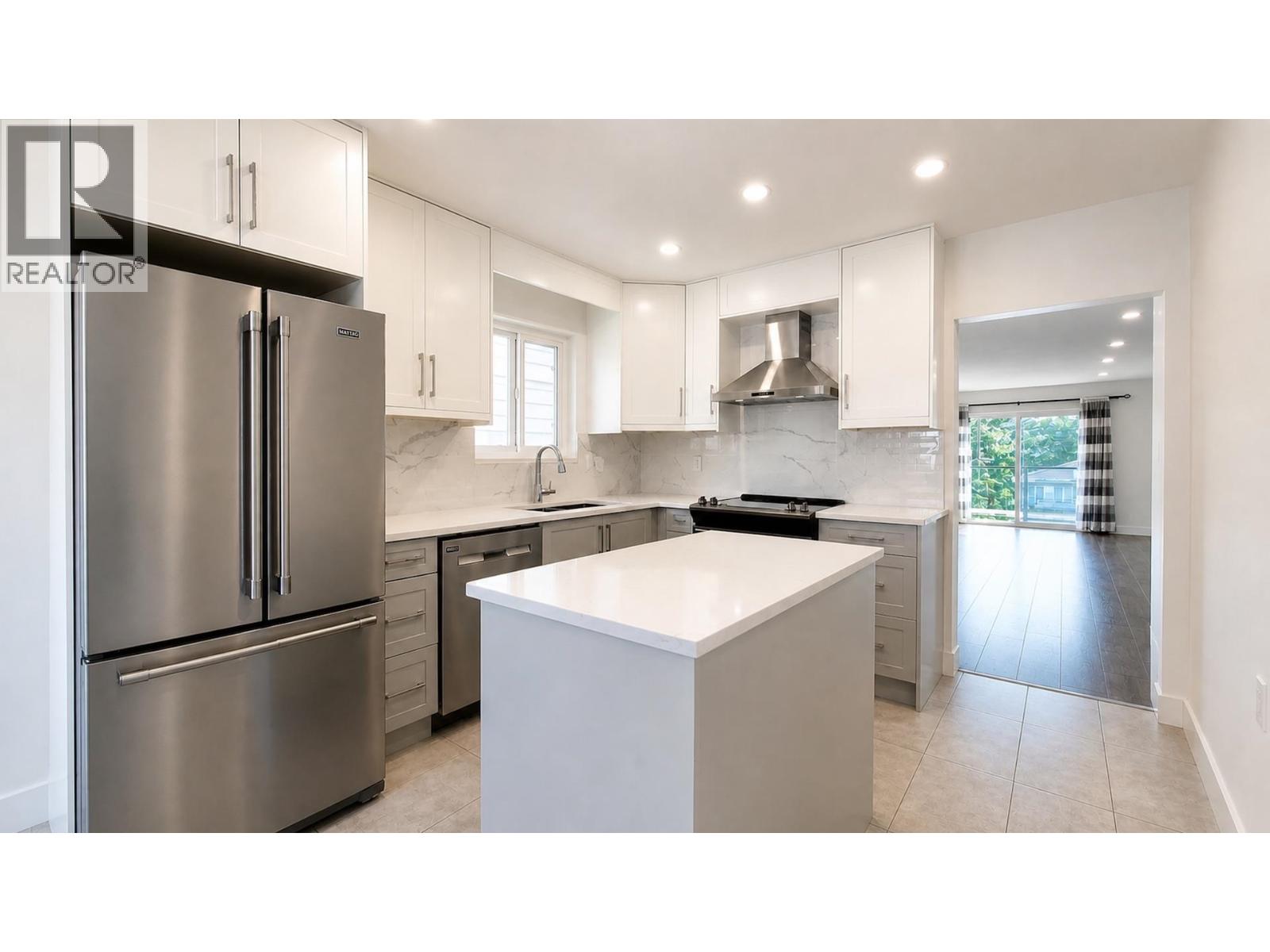 23 N Fell Avenue, Burnaby, British Columbia  V5B 1L3 - Photo 10 - R3159549