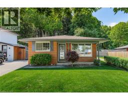 120 ARROWHEAD Crescent, Kitchener, Ontario