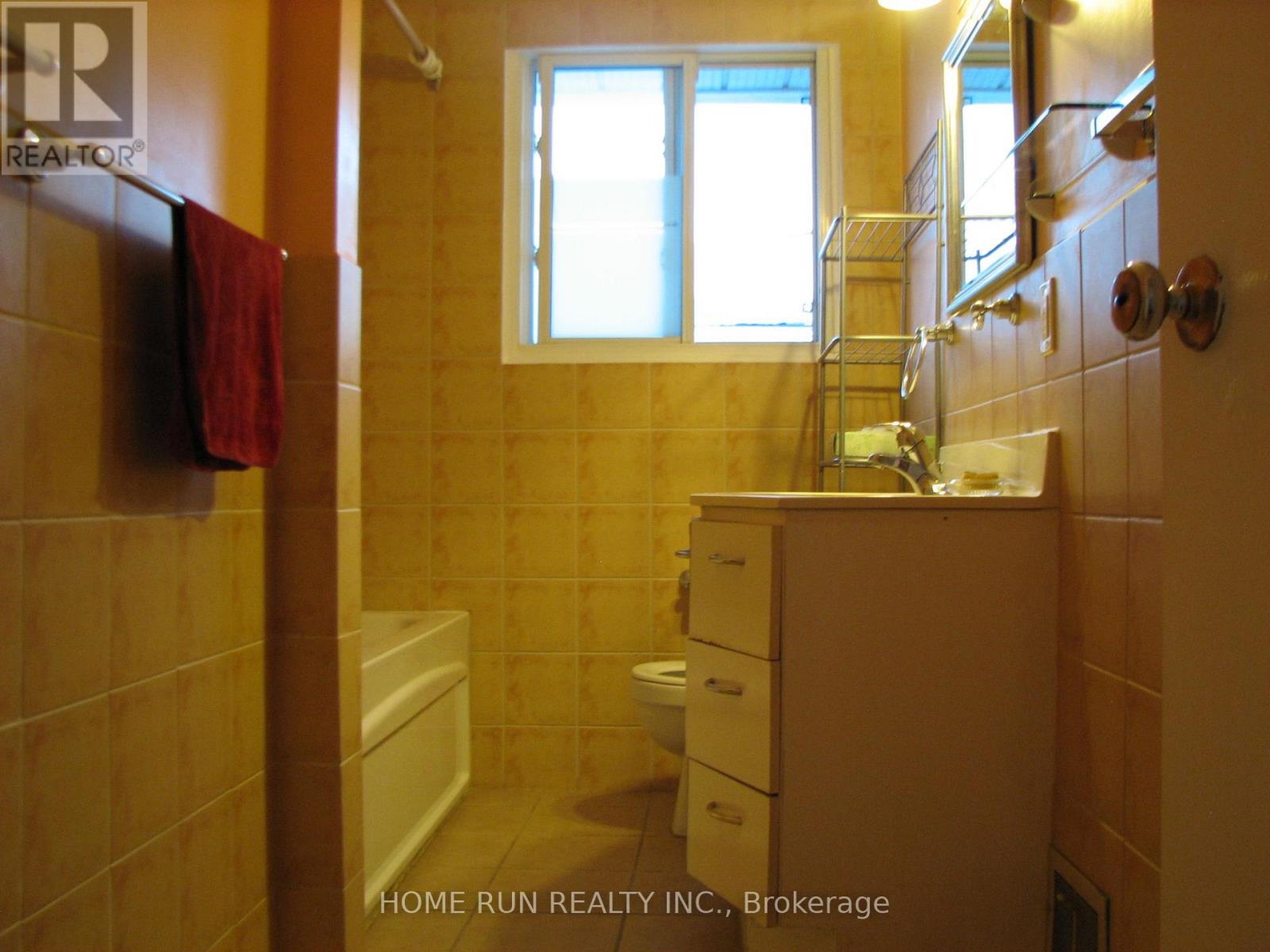 1023 Meadowlands Drive, Ottawa, Ontario  K2C 0K5 - Photo 15 - X13649280