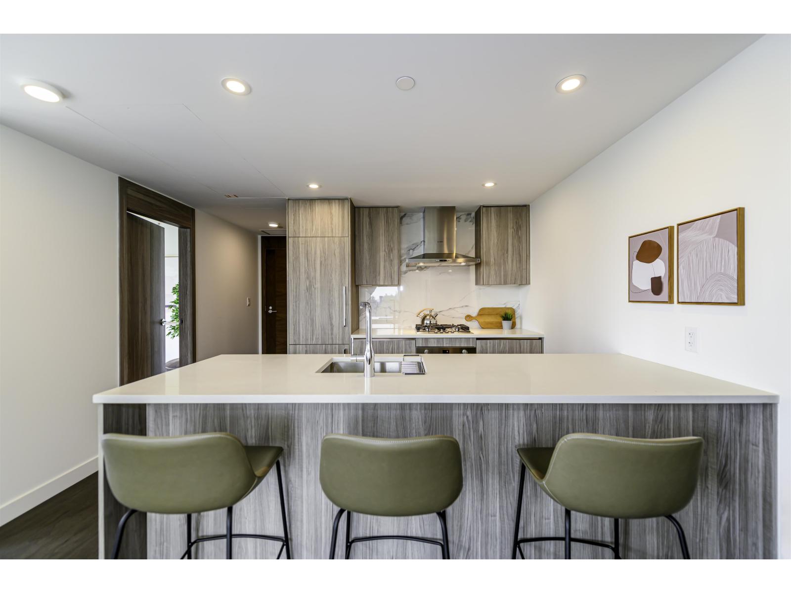 1007 13768 100 Avenue, Surrey, British Columbia V3T 0V2 - Photo 4 - R3159019