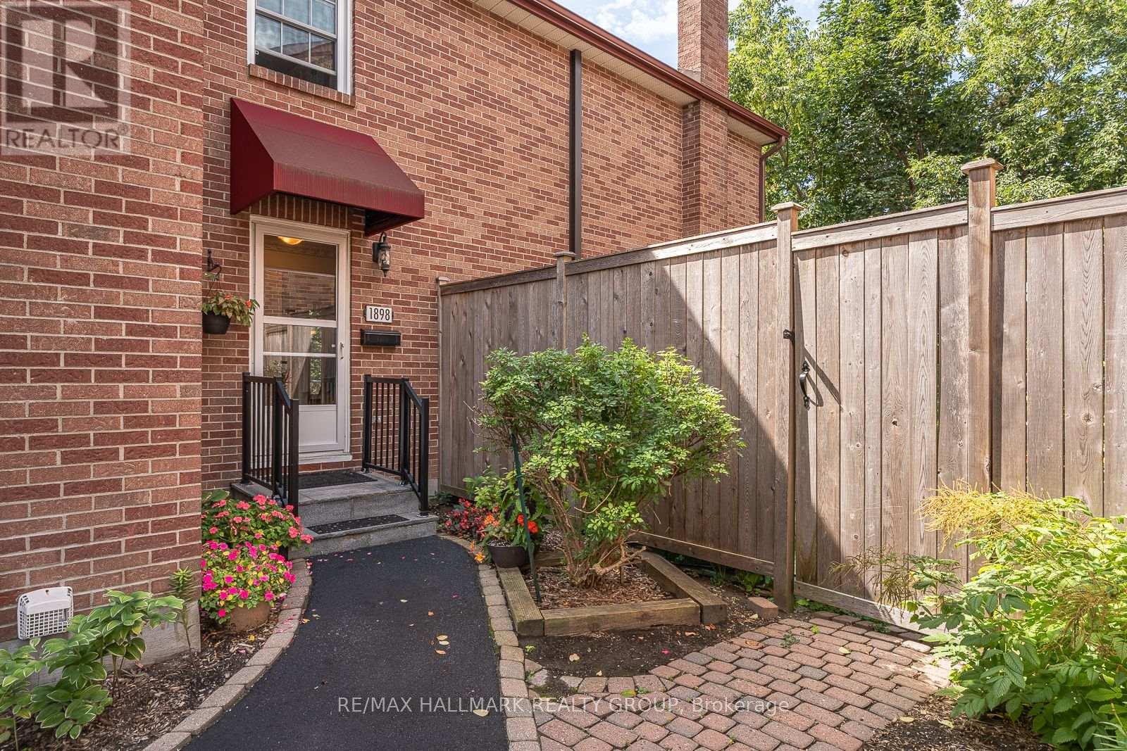 2 - 1898 Russell Road, Ottawa, Ontario  K1G 1L6 - Photo 4 - X13720782
