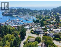 547 N FLETCHER ROAD, Gibsons, British Columbia