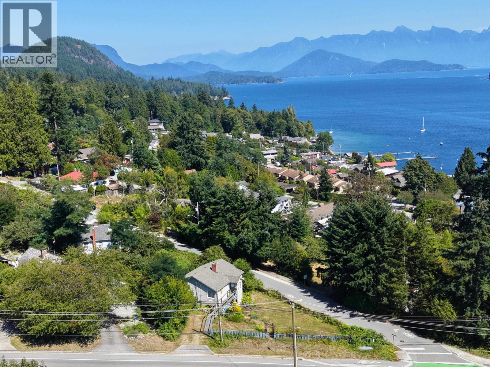 547 N Fletcher Road, Gibsons, British Columbia  V0N 1V0 - Photo 15 - R3158970