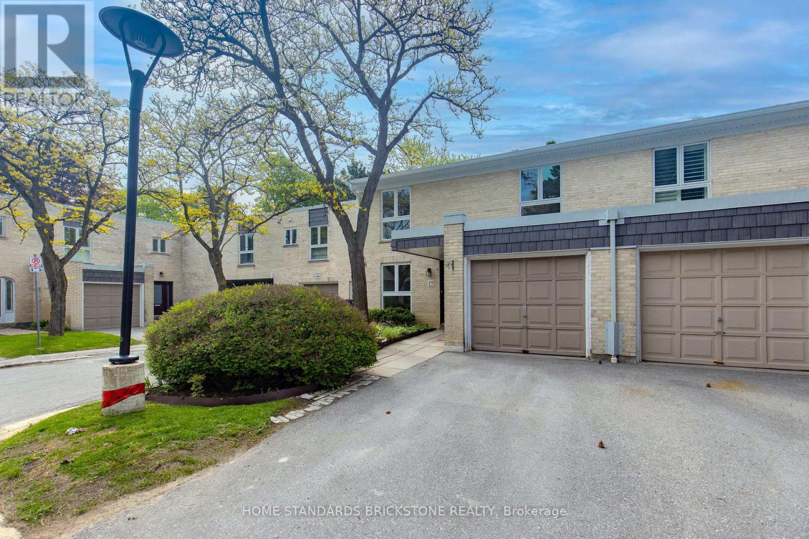 50 - 27 Proudbank Millway, Toronto, Ontario  M2L 1P3 - Photo 2 - C13720824