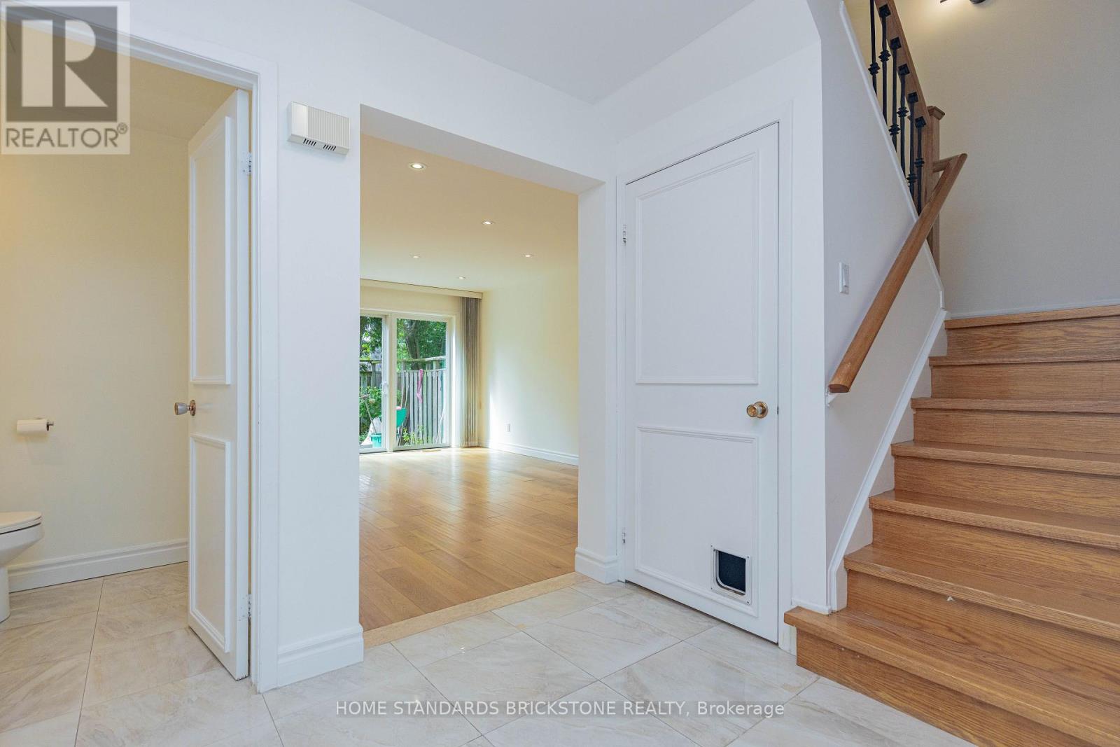 50 - 27 Proudbank Millway, Toronto, Ontario  M2L 1P3 - Photo 5 - C13720824