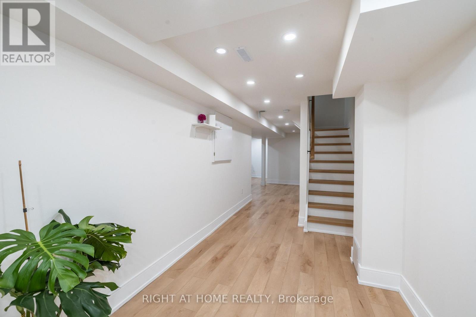 604 Lumberton Crescent, Mississauga, Ontario  L4Z 3Z6 - Photo 24 - W13720832
