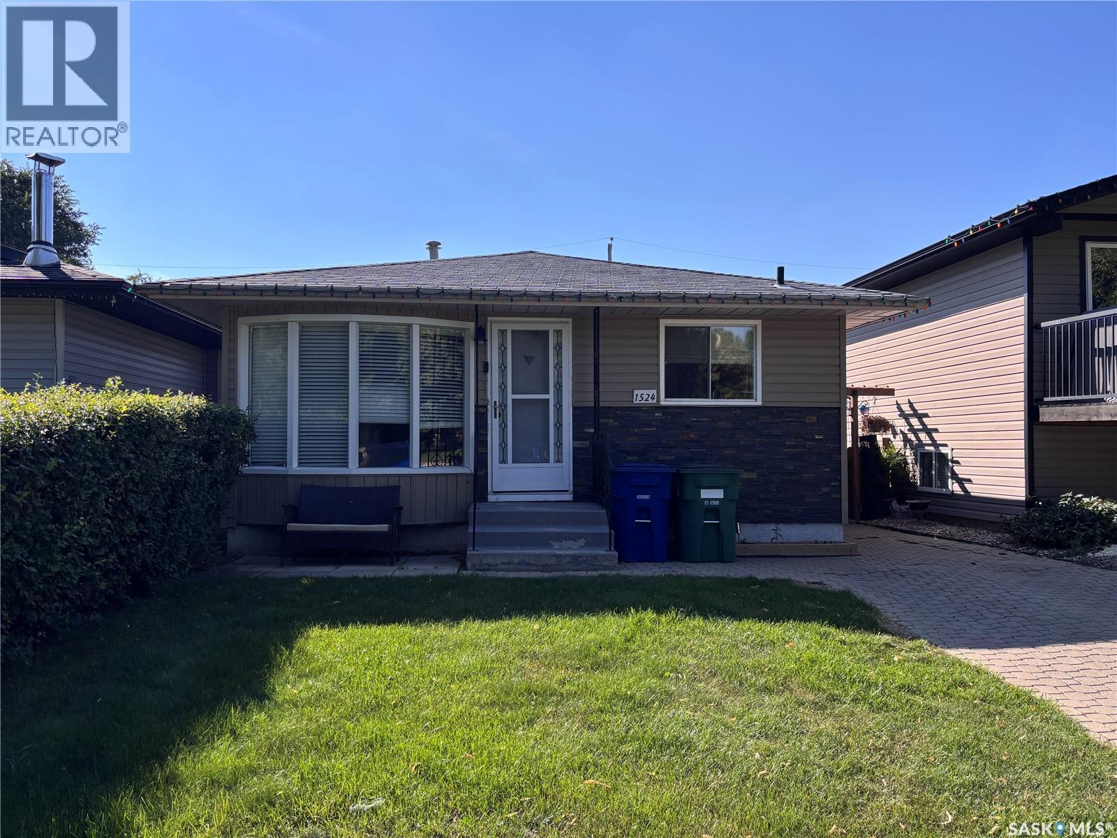 1524 Bradwell Avenue, Saskatoon, Saskatchewan  S7N 2R7 - Photo 1 - SK046856