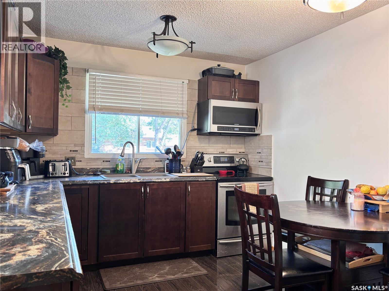 1524 Bradwell Avenue, Saskatoon, Saskatchewan  S7N 2R7 - Photo 5 - SK046856
