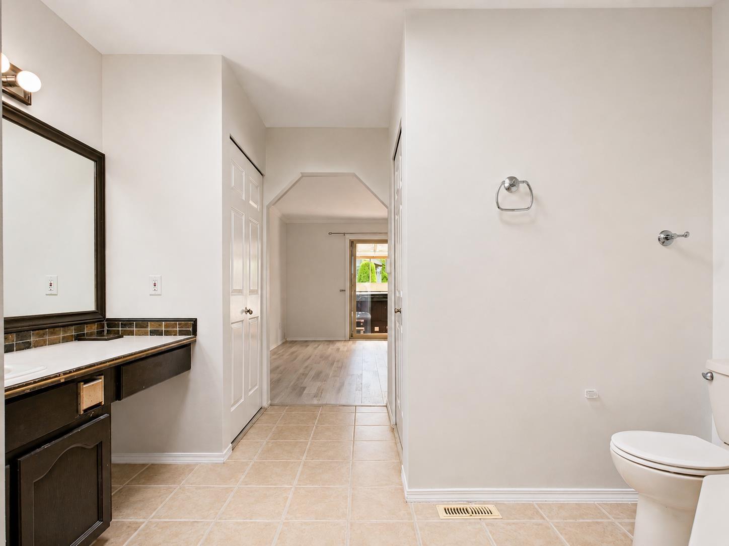 6470 179a Street, Surrey, British Columbia  V3S 7J9 - Photo 16 - R3159568