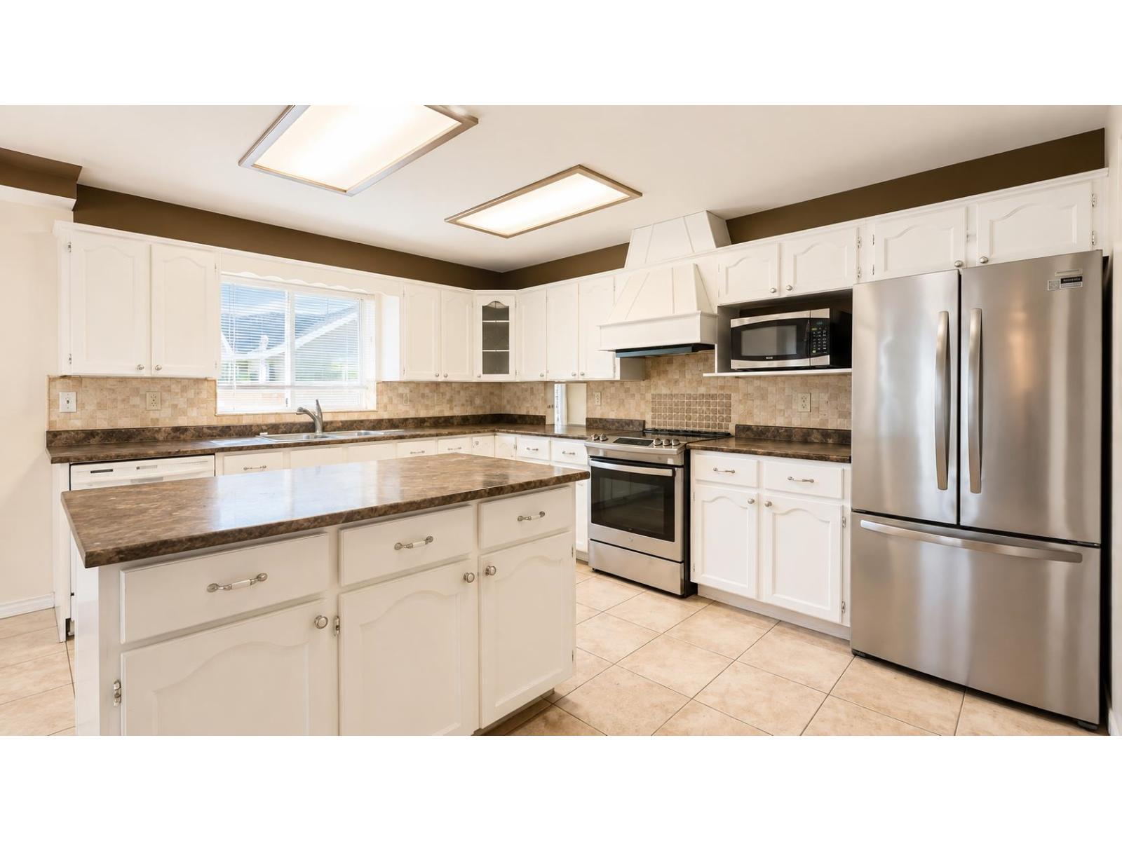 6470 179a Street, Surrey, British Columbia  V3S 7J9 - Photo 6 - R3159568