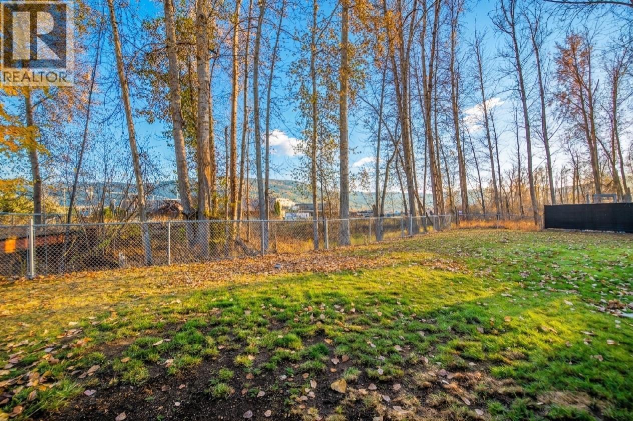 2156 Bessette Street Unit# 11, Lumby, British Columbia  V0E 2G0 - Photo 33 - 10367095