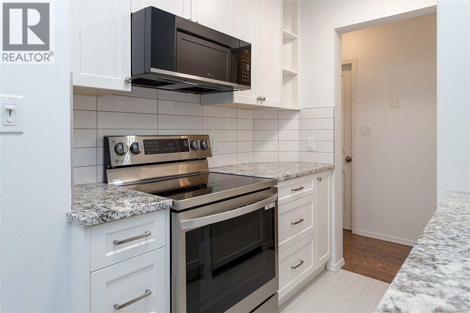 108 898 Vernon Ave, Saanich, British Columbia  V8X 2W6 - Photo 23 - 1048092
