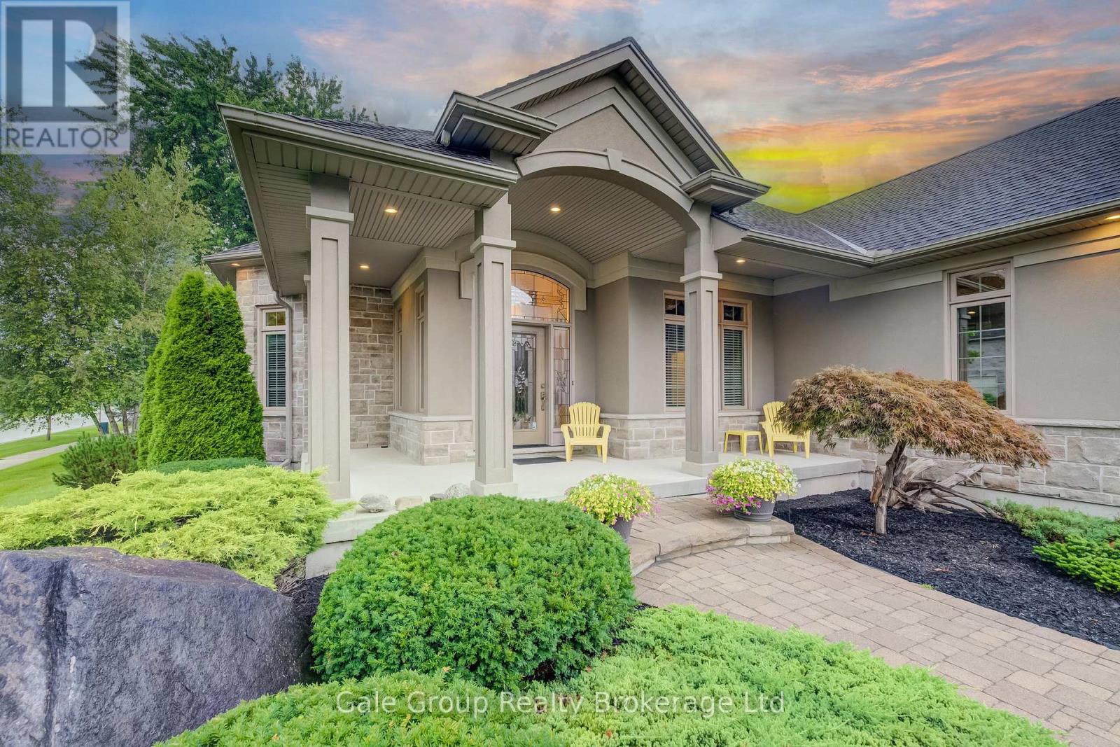 612 Lakeview Drive, Woodstock, Ontario  N4T 0A5 - Photo 3 - X13720878