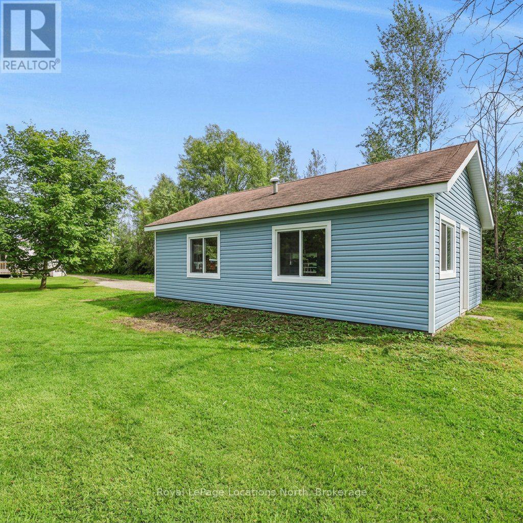 9031 Beachwood Road, Wasaga Beach, Ontario  L9Z 2X9 - Photo 30 - S13720892