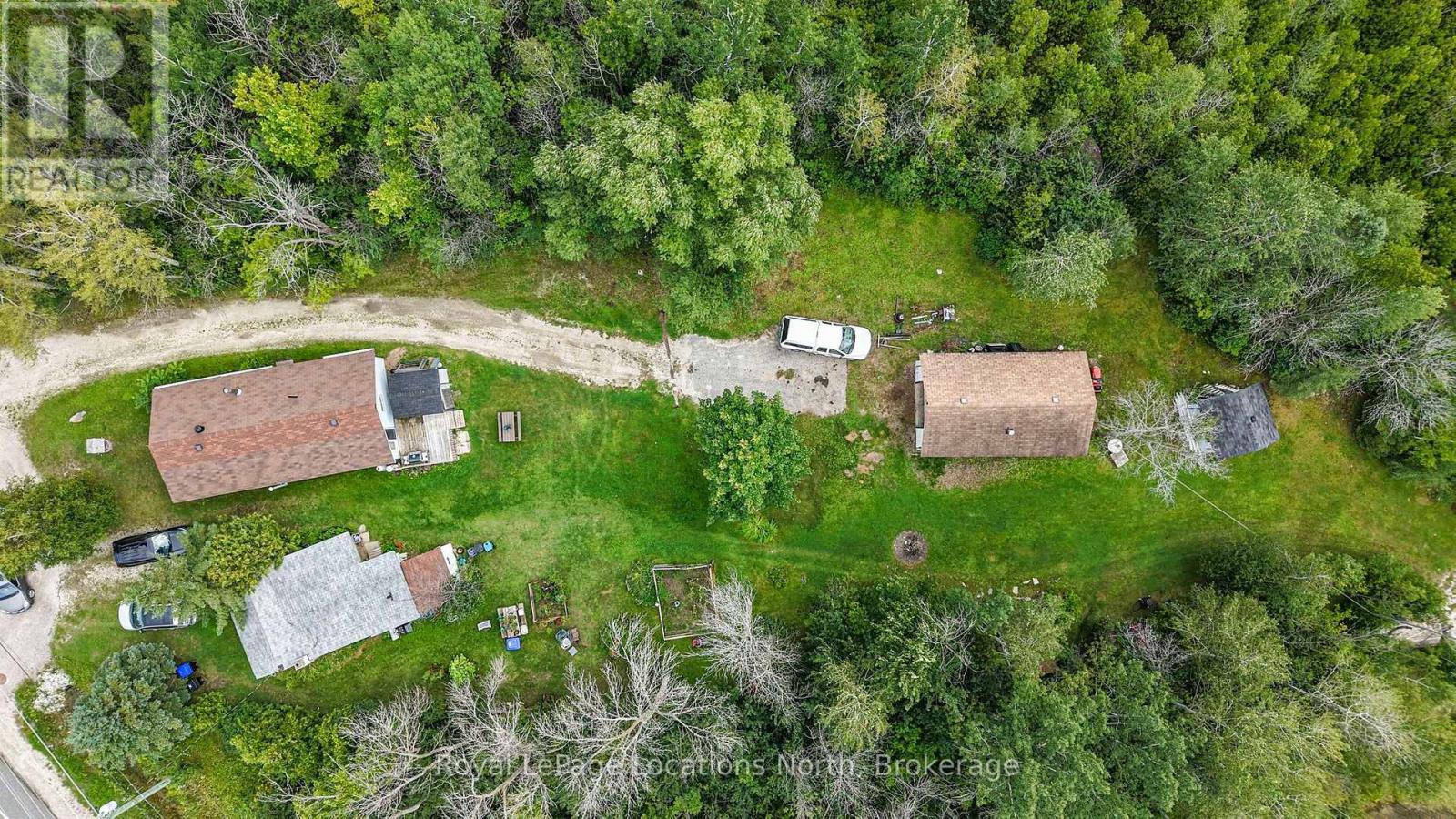 9031 Beachwood Road, Wasaga Beach, Ontario  L9Z 2X9 - Photo 38 - S13720892