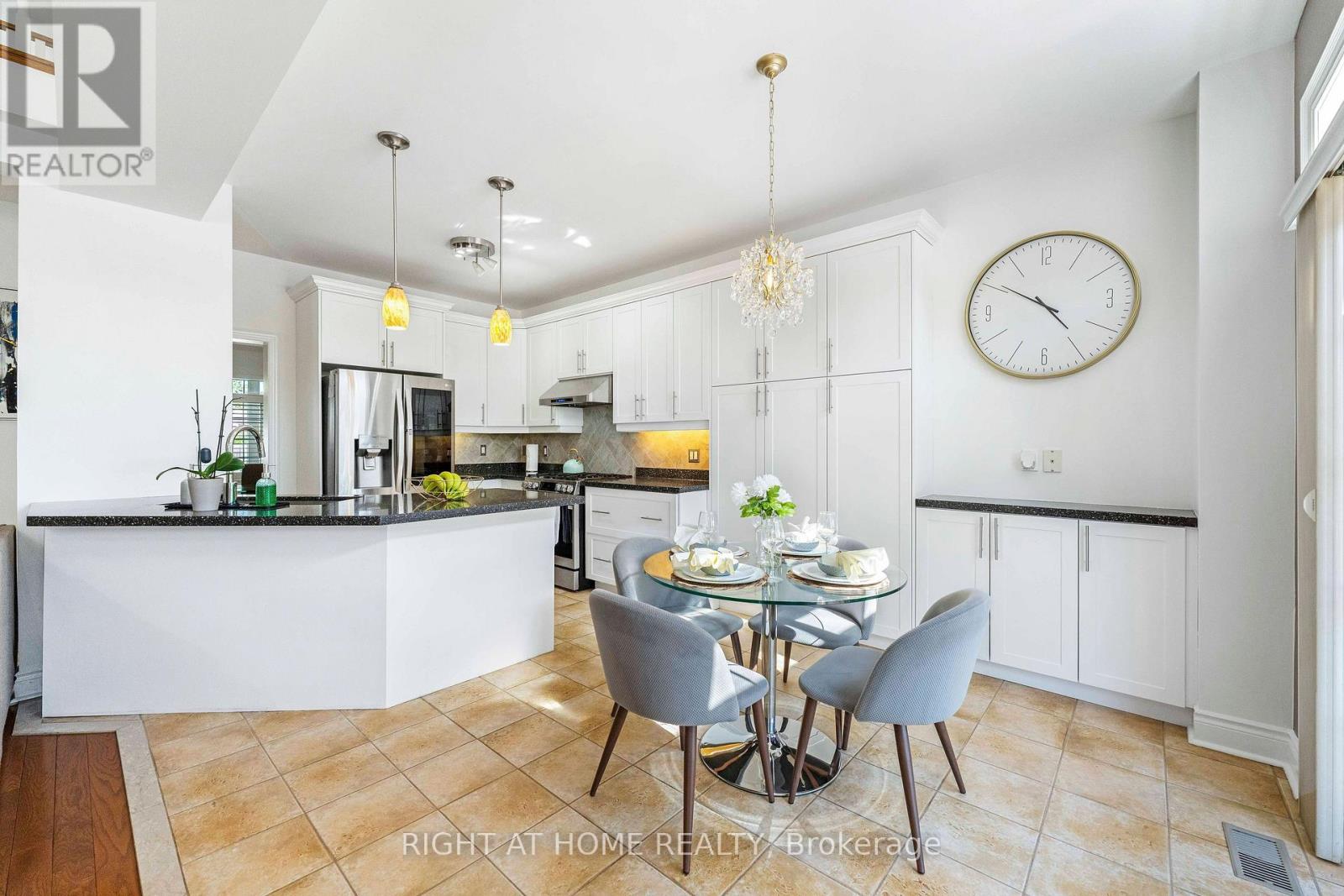1048 Mcquay Boulevard, Whitby, Ontario  L1P 1R8 - Photo 13 - E13580704
