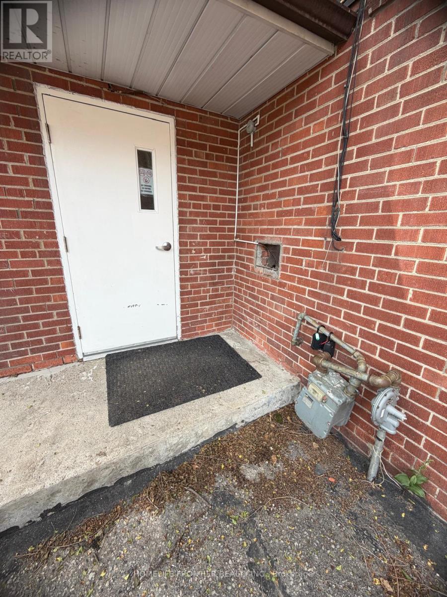 4 - 1110 Weston Road, Toronto, Ontario  M6N 3S4 - Photo 14 - W13568744