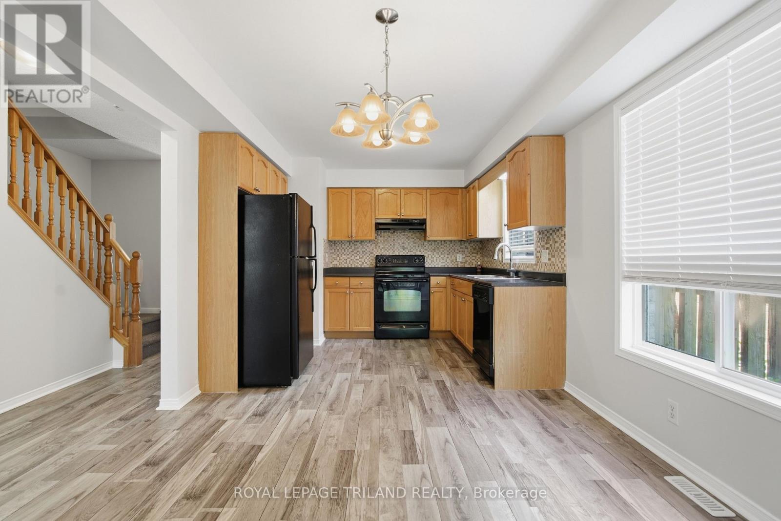 1942 Bloom Crescent, London North, Ontario  N5X 4N1 - Photo 8 - X13623860