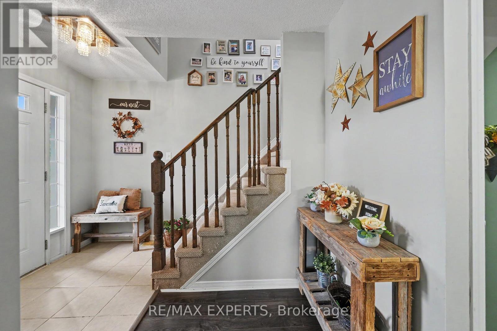 1261 Benson Street, Innisfil, Ontario  L9S 0G4 - Photo 5 - N13067838