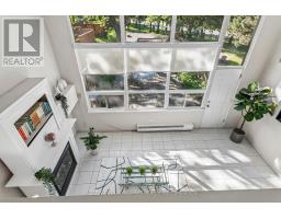 211 - 180 MISSISSAUGA VALLEY BOULEVARD, Mississauga, Ontario