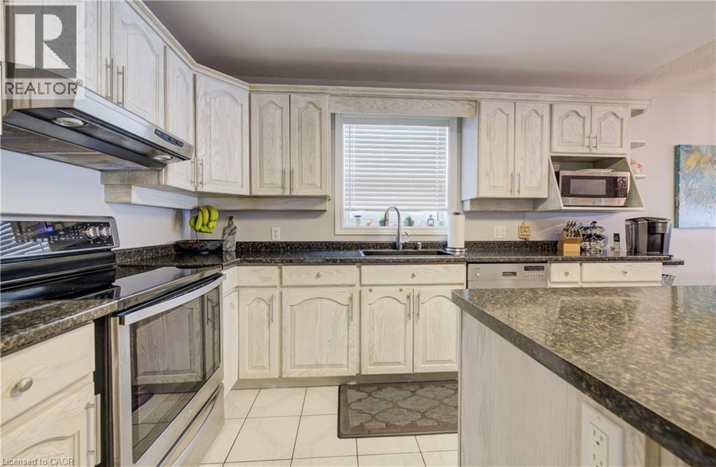 34381 Denfield Road, Clandeboye, Ontario  N0M 2S0 - Photo 11 - 40858999