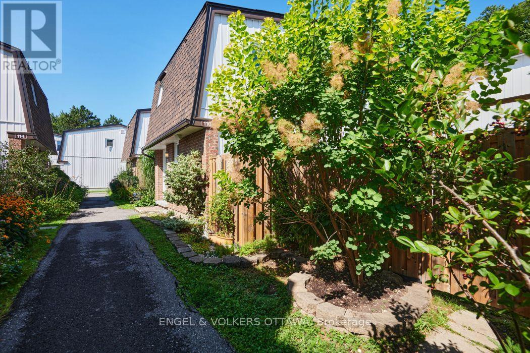 110 - 837 Eastvale Drive, Ottawa, Ontario  K1J 7T5 - Photo 4 - X13677732