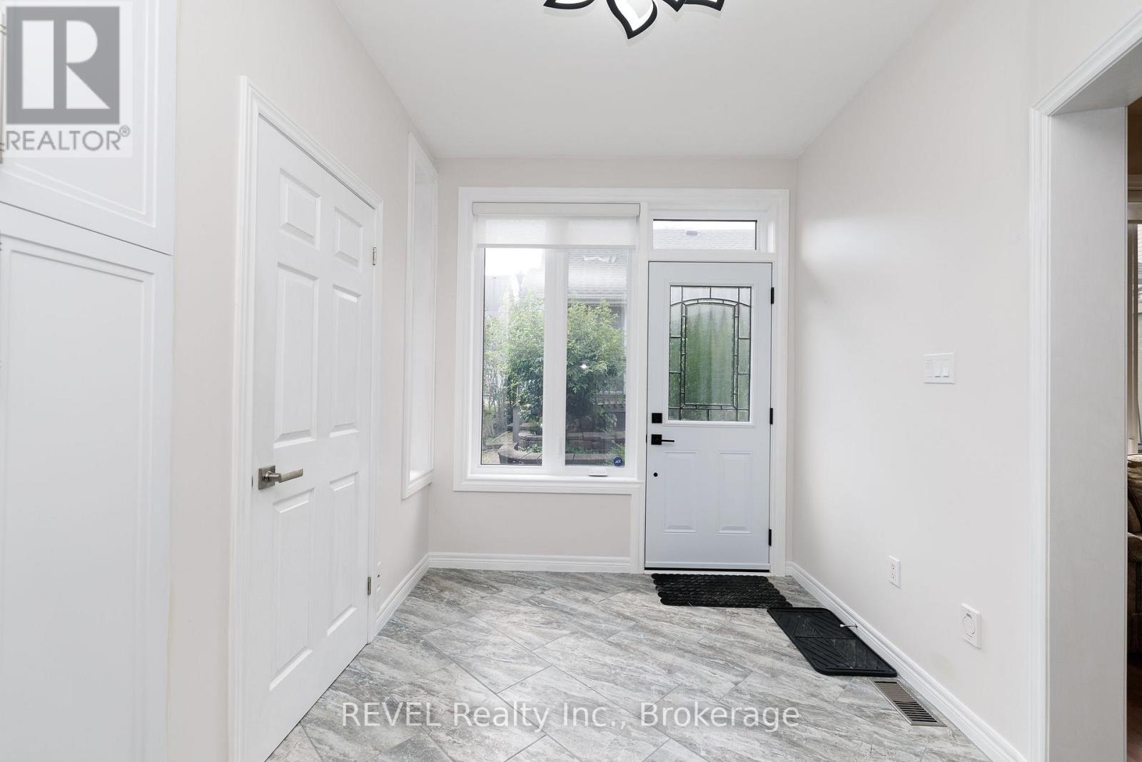 6280 Stonefield Park, Niagara Falls, Ontario  L2J 4K1 - Photo 11 - X13720918