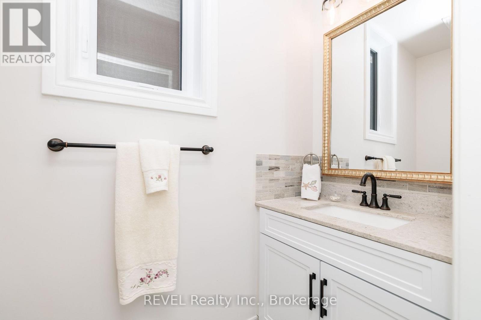 6280 Stonefield Park, Niagara Falls, Ontario  L2J 4K1 - Photo 6 - X13720918