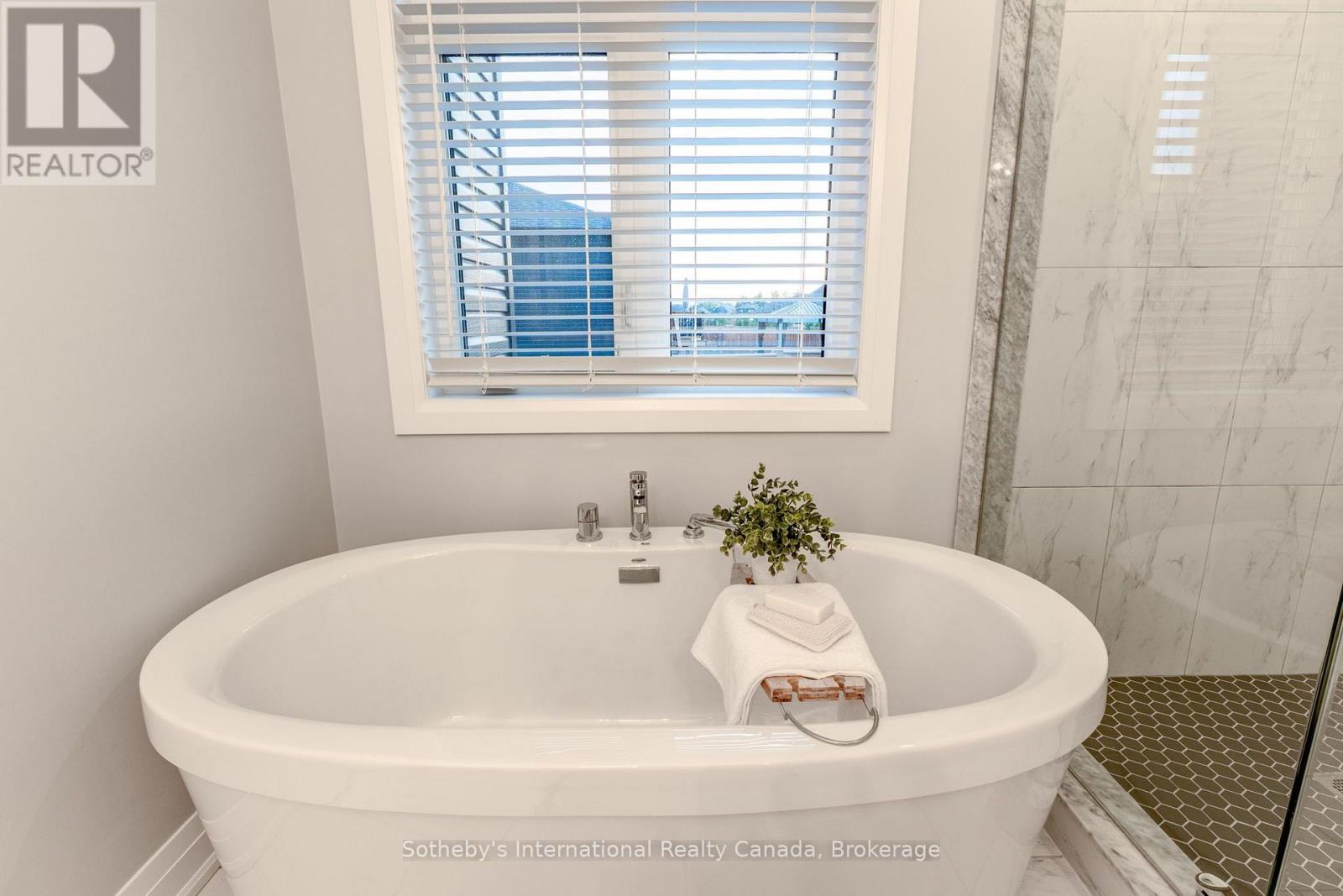 1 Chiara Drive, Wasaga Beach, Ontario  L9Z 0L5 - Photo 32 - S13720910