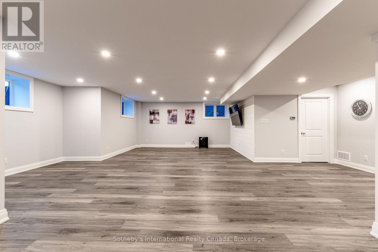 1 Chiara Drive, Wasaga Beach, Ontario  L9Z 0L5 - Photo 40 - S13720910