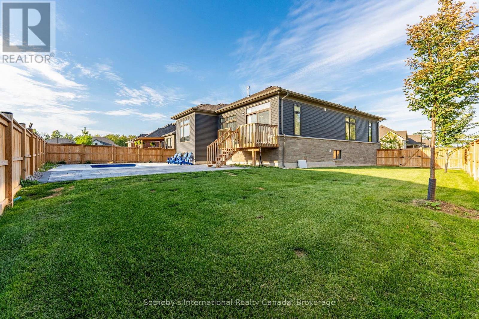 1 Chiara Drive, Wasaga Beach, Ontario  L9Z 0L5 - Photo 45 - S13720910