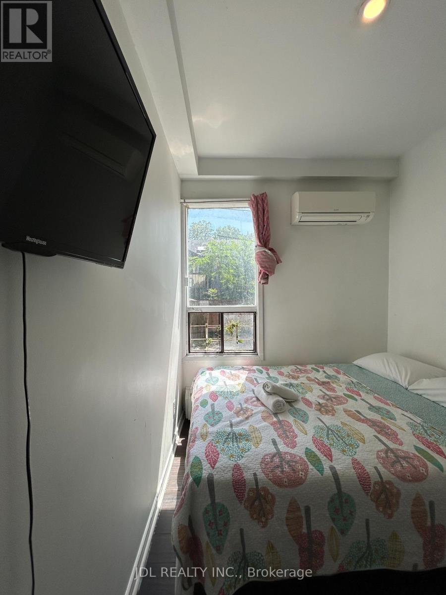 Suite A Main Floor - 3 Pembroke St Street, Toronto, Ontario  M5A 2N6 - Photo 4 - C13720900
