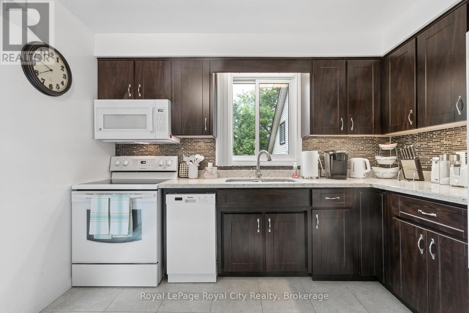 406 Ironwood Road, Guelph, Ontario  N1G 3N8 - Photo 12 - X13720926