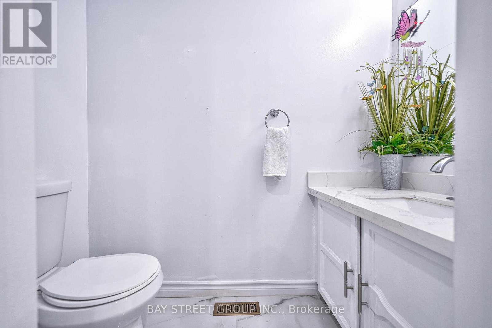 58 Tambrook Drive, Toronto, Ontario  M1W 3L9 - Photo 10 - E13720874