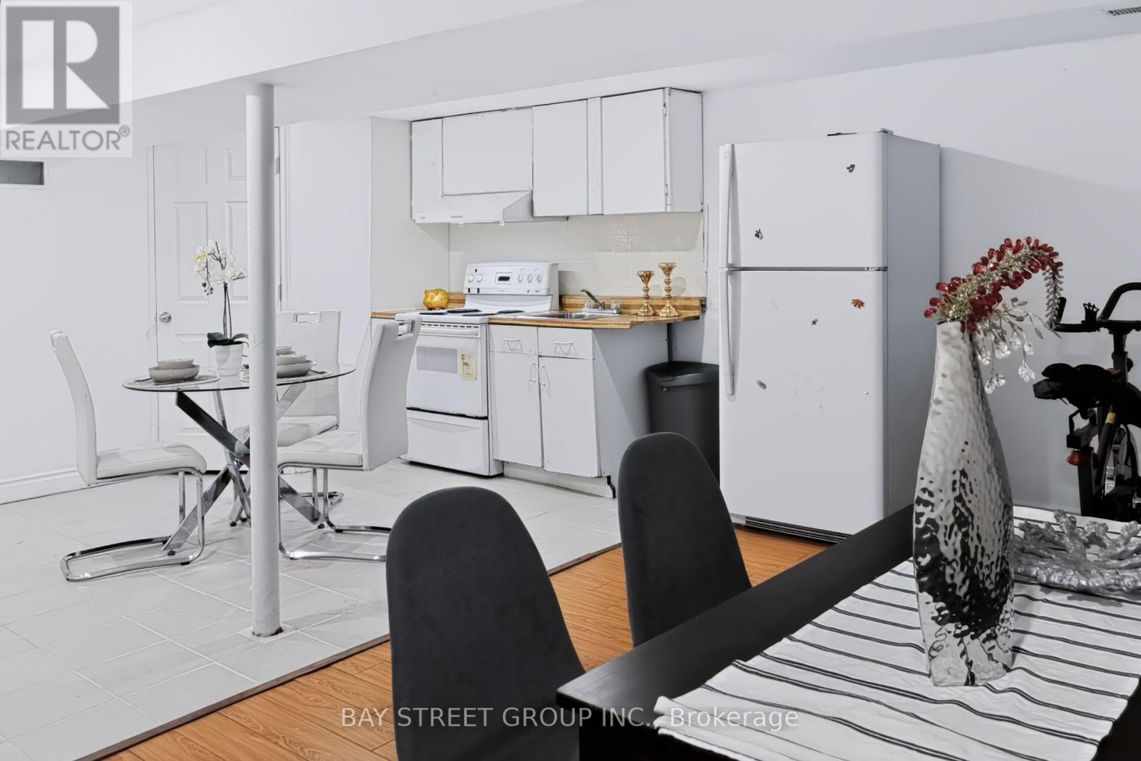 58 Tambrook Drive, Toronto, Ontario  M1W 3L9 - Photo 20 - E13720874
