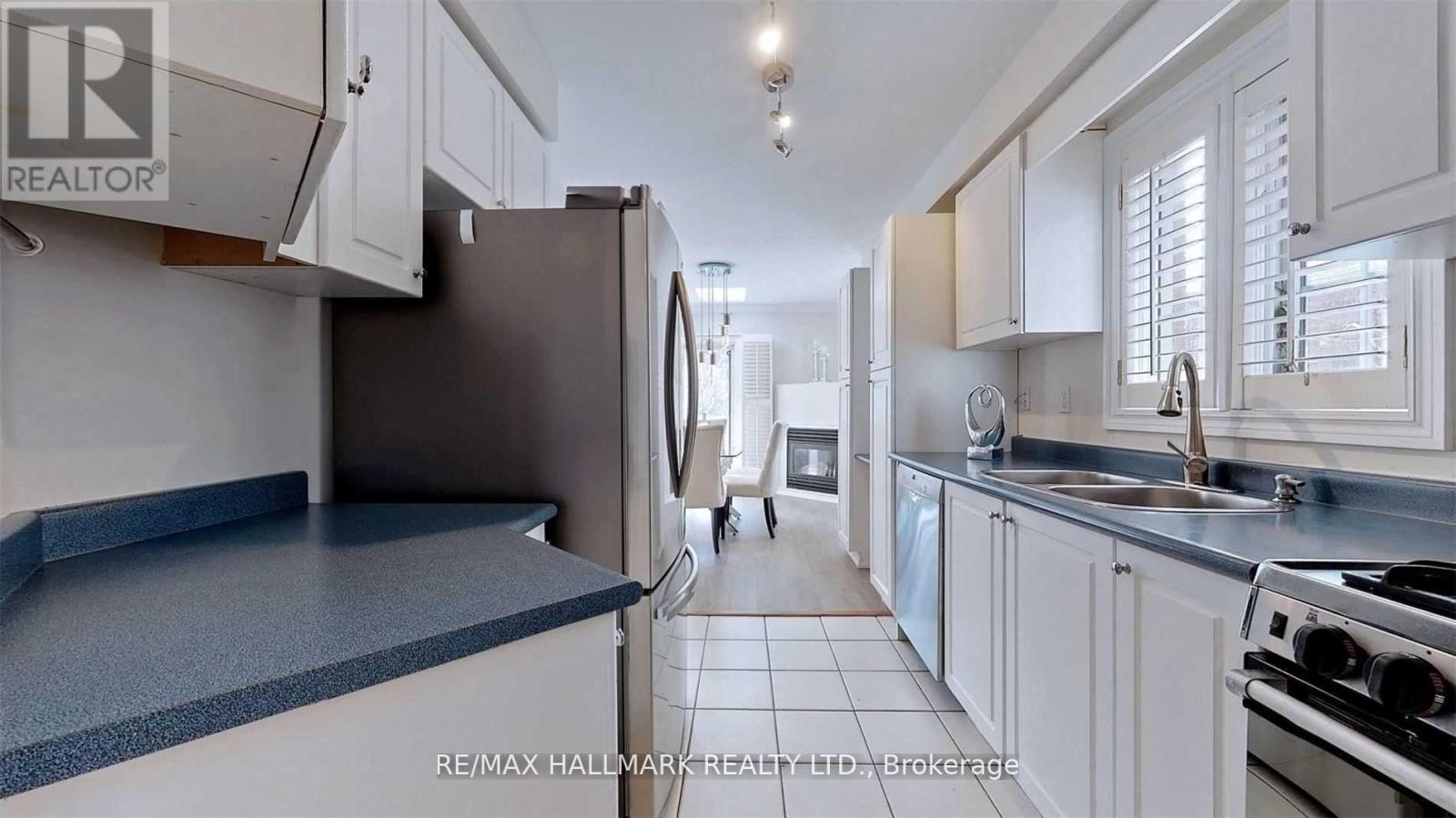 77 Silverdart Crescent, Richmond Hill, Ontario  L4E 3T8 - Photo 10 - N13720890