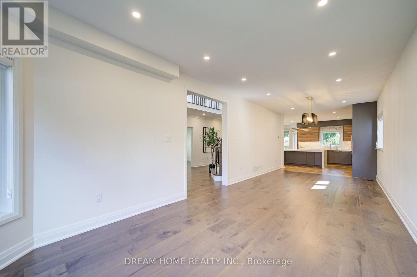 5 Silk Court, Richmond Hill, Ontario  L4B 4A4 - Photo 13 - N13720896