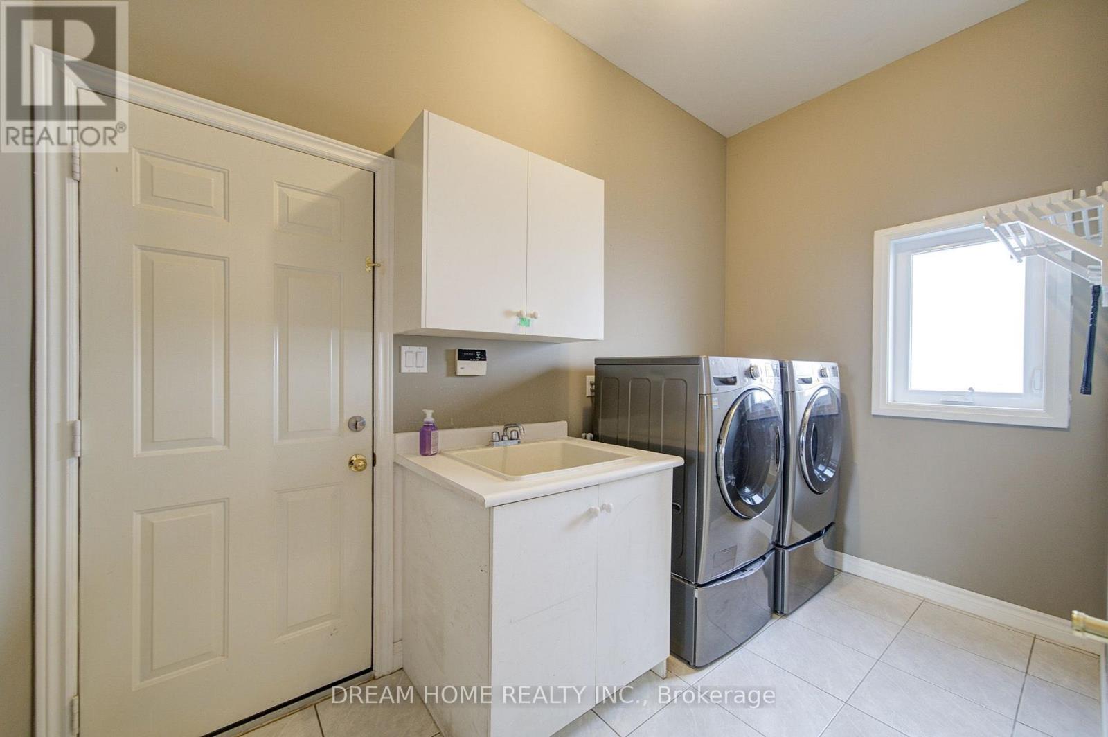 5 Silk Court, Richmond Hill, Ontario  L4B 4A4 - Photo 41 - N13720896