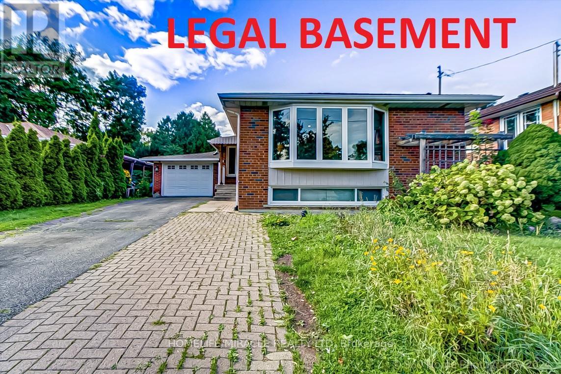 30 FALLOWFIELD ROAD, Toronto, Ontario