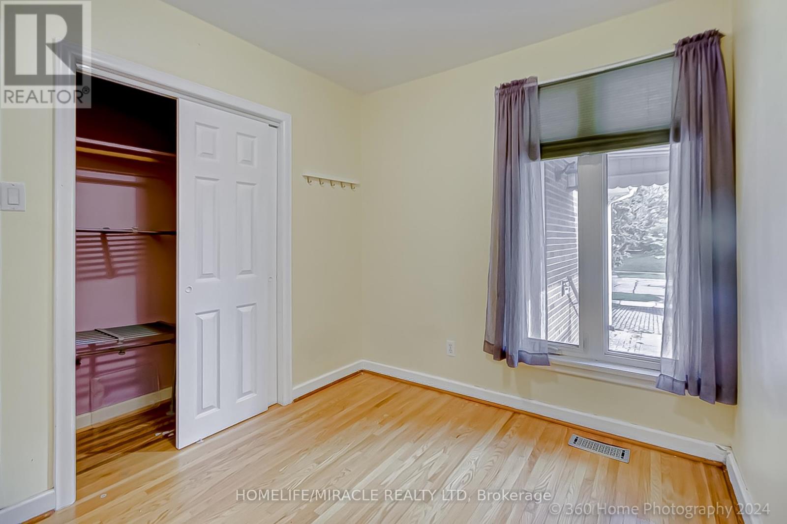 30 Fallowfield Road, Toronto, Ontario  M9W 2W2 - Photo 12 - W13720862