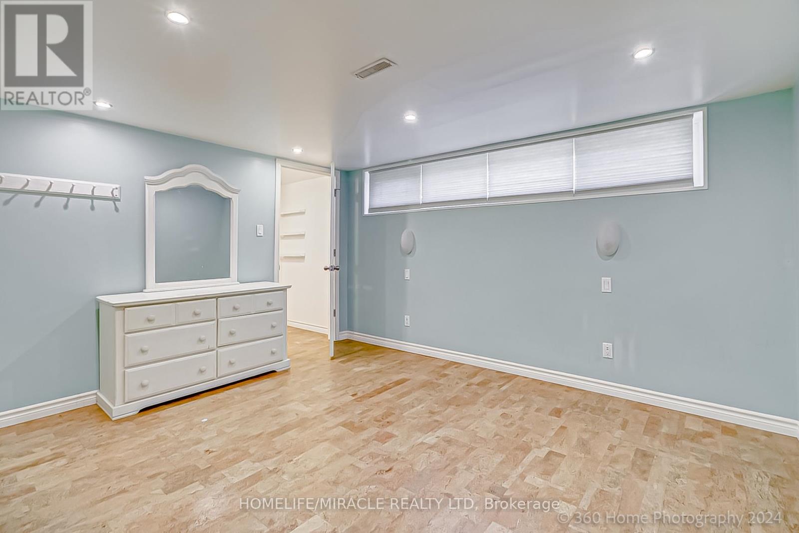 30 Fallowfield Road, Toronto, Ontario  M9W 2W2 - Photo 16 - W13720862