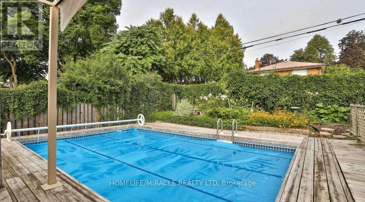 30 Fallowfield Road, Toronto, Ontario  M9W 2W2 - Photo 21 - W13720862