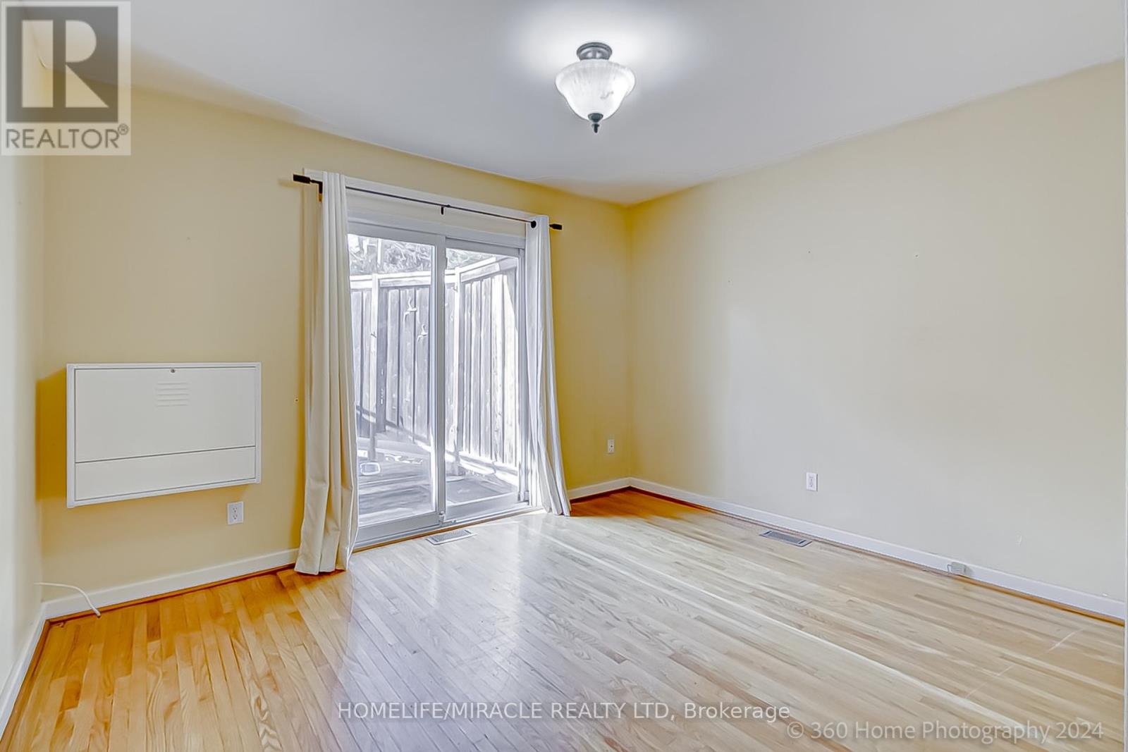30 Fallowfield Road, Toronto, Ontario  M9W 2W2 - Photo 9 - W13720862