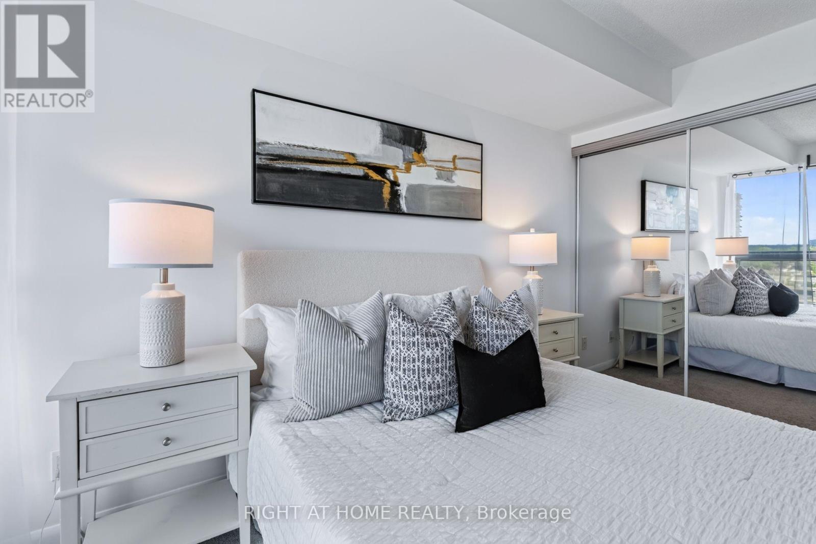 1417 - 185 Legion Road N, Toronto, Ontario  M8Y 0A1 - Photo 20 - W13720908