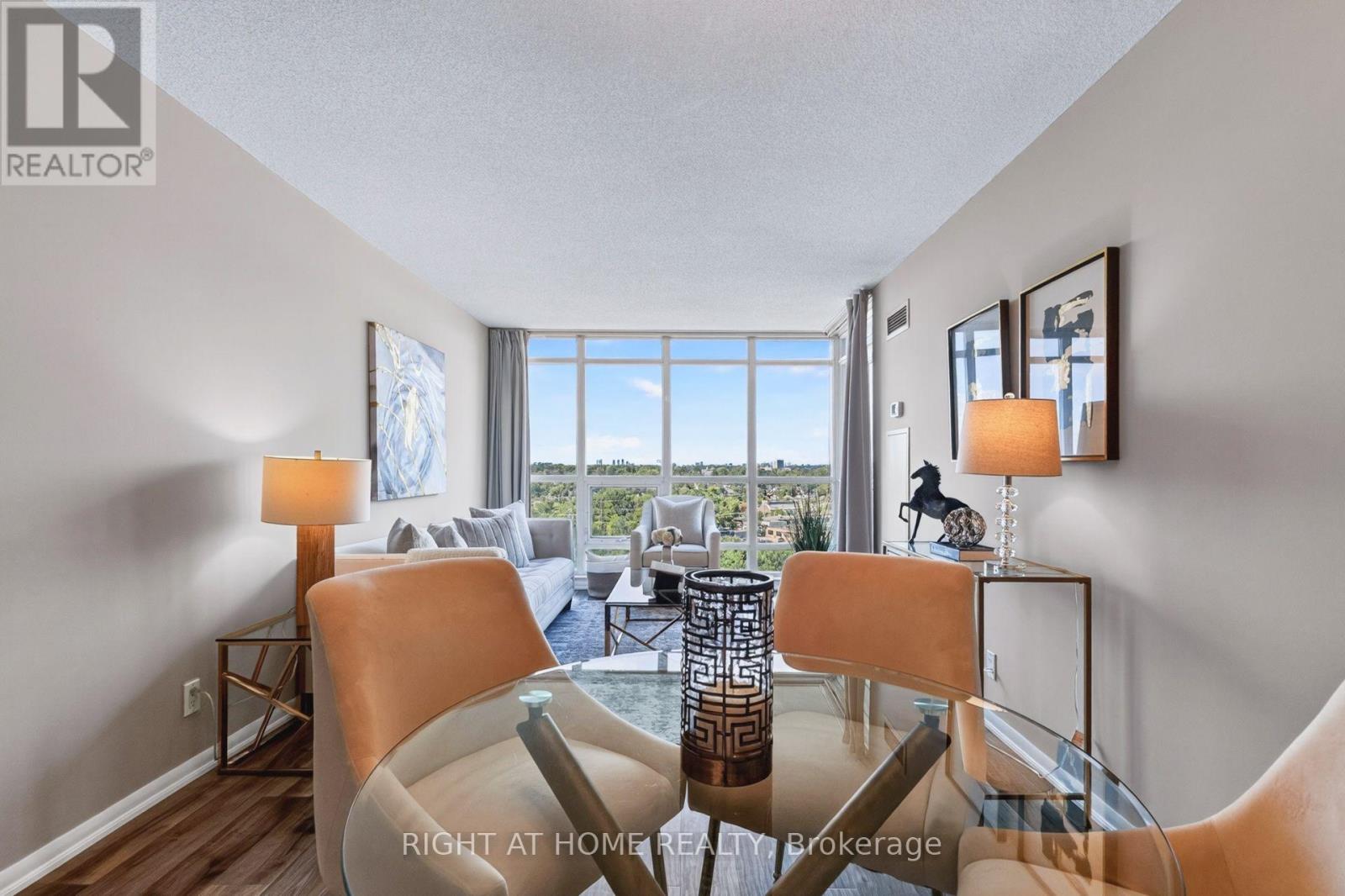 1417 - 185 Legion Road N, Toronto, Ontario  M8Y 0A1 - Photo 3 - W13720908