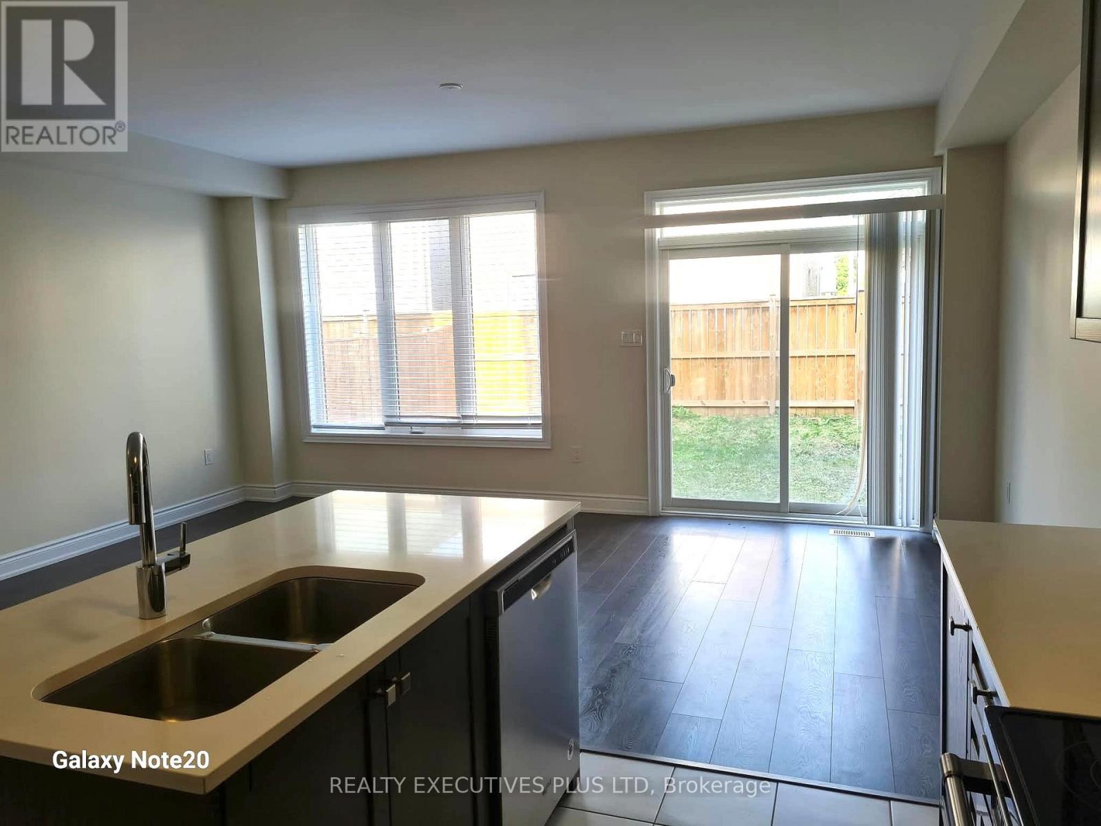 7694 Shagbark Avenue, Niagara Falls, Ontario  L2H 3R8 - Photo 7 - X13720924